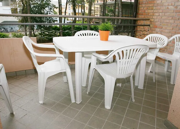 公寓 Tranquil Steps From The Shore